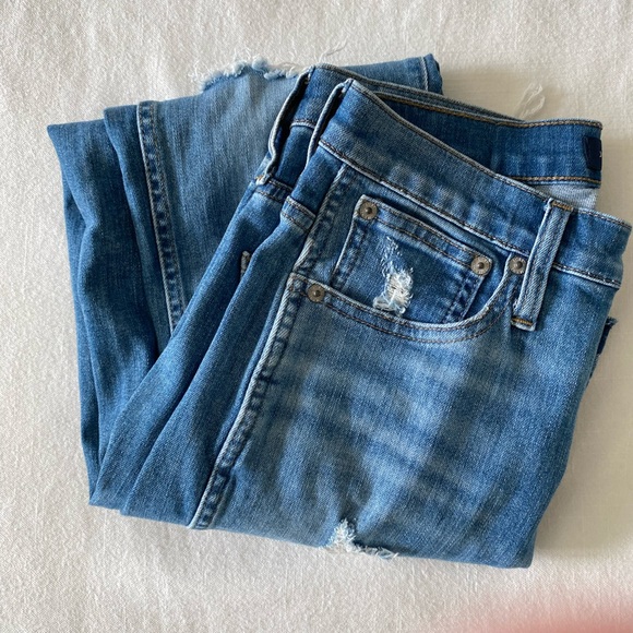 NWOT J.CREW DISTRESSED STRAIGHT LEG DENIM JEANS - Picture 7 of 7